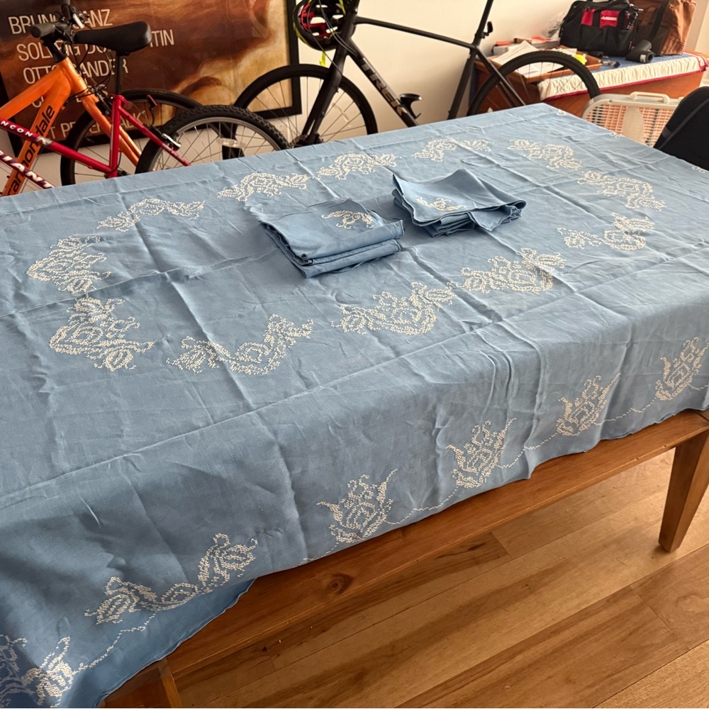 Blue Embroidered Tablecloth - Elegant Dining Linen - Picture 3 of 3